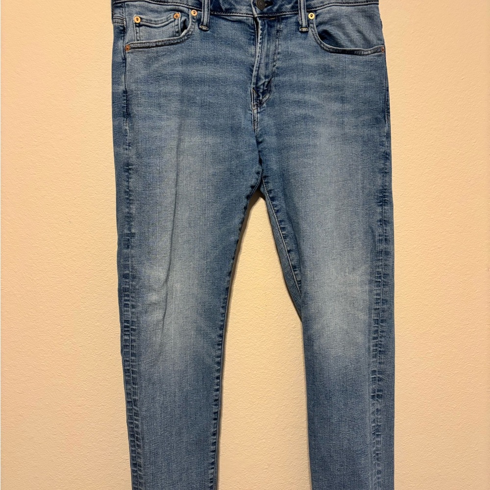 American Eagle Outfitters Light Blue Skinny Jeans